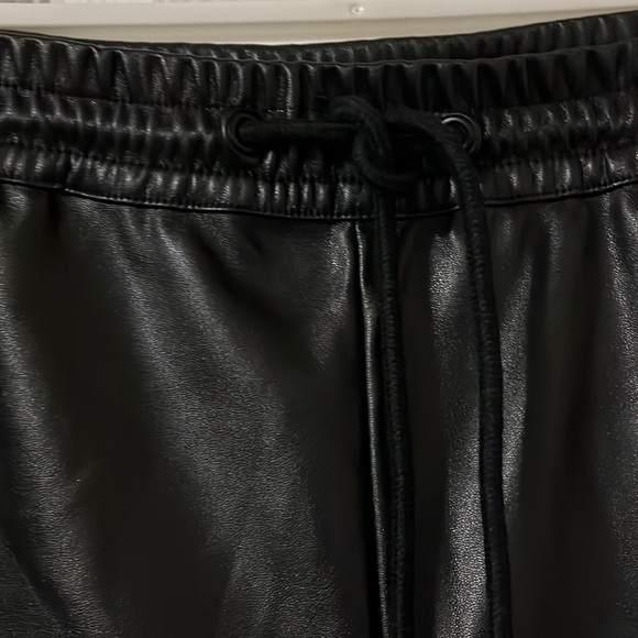Ladies faux leather joggers. - Picture 5 of 7